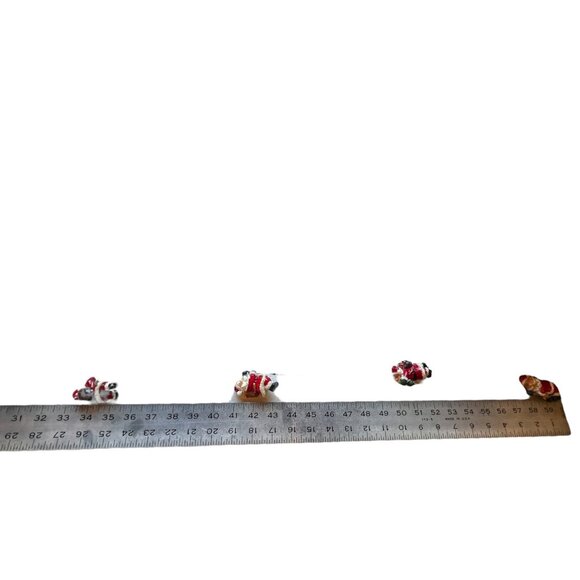 Set Of 4 Handcrafted Santa Claus Ornaments With a Gold Hanging String Fo… - Picture 6 of 6